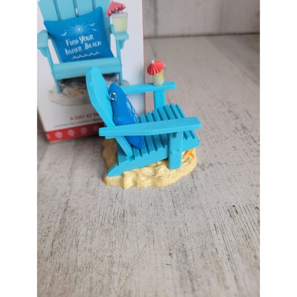 Hallmark NEW a day at the beach ornament Xmas sand - Picture 3 of 6